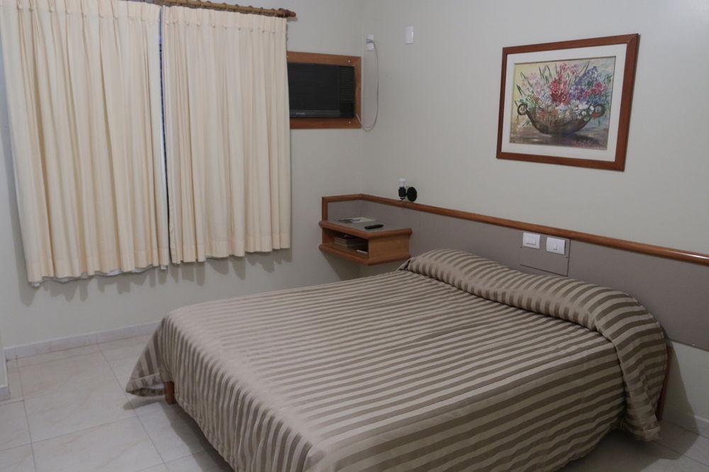 Jva Fenix Hotel Uberlândia Esterno foto