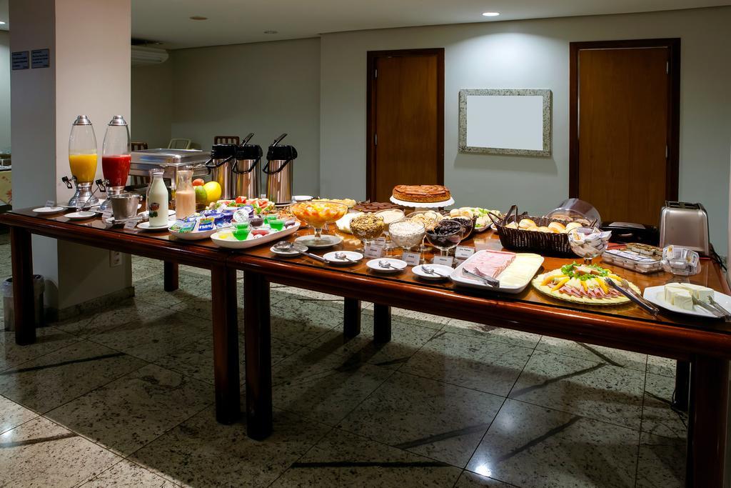 Jva Fenix Hotel Uberlândia Esterno foto