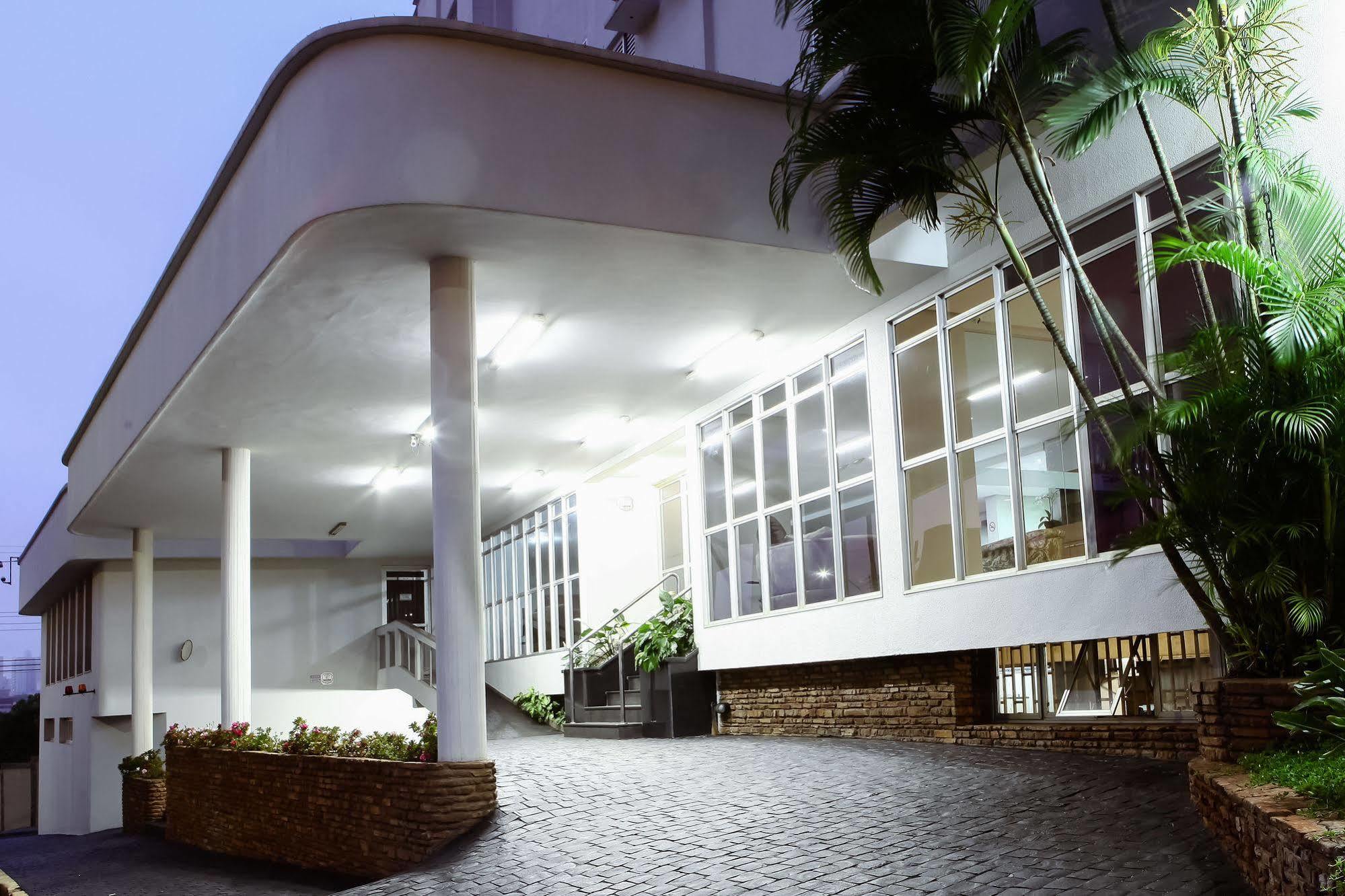 Jva Fenix Hotel Uberlândia Esterno foto